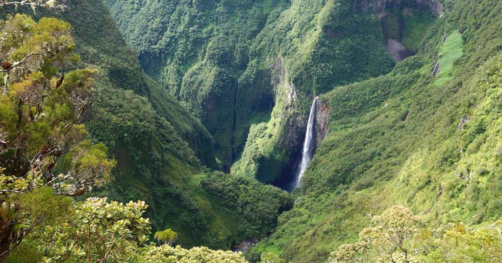 trou de fer à la réunion