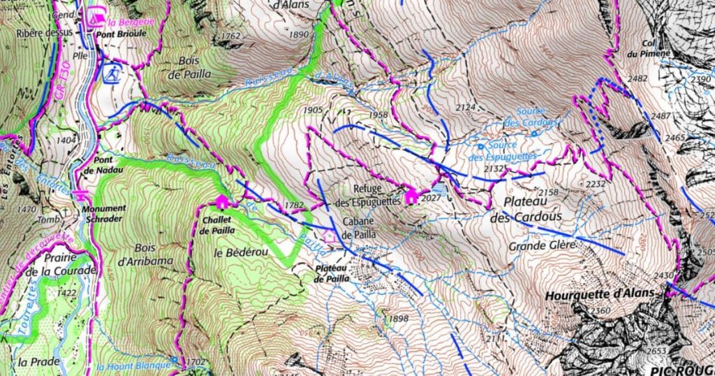 le chemin vers le cirque de gavarnie par le Refuge des Espuguettes