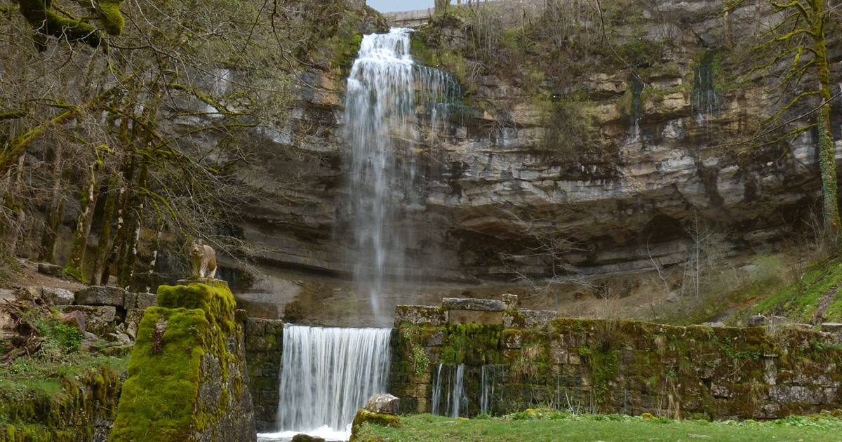 La cascade du saut Girard : 7ème cascade du hérisson